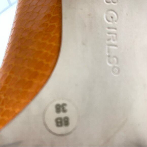 Bcbg  Colourblock Pumps Size 8 - Picture 8 of 10